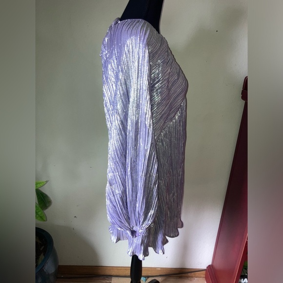 Nasty Gal Lilac Metallic Pleated Balloon Sleeve Mini Dress W4 - Picture 9 of 12